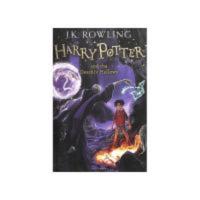 Книга Harry Potter and Deathly Hallows